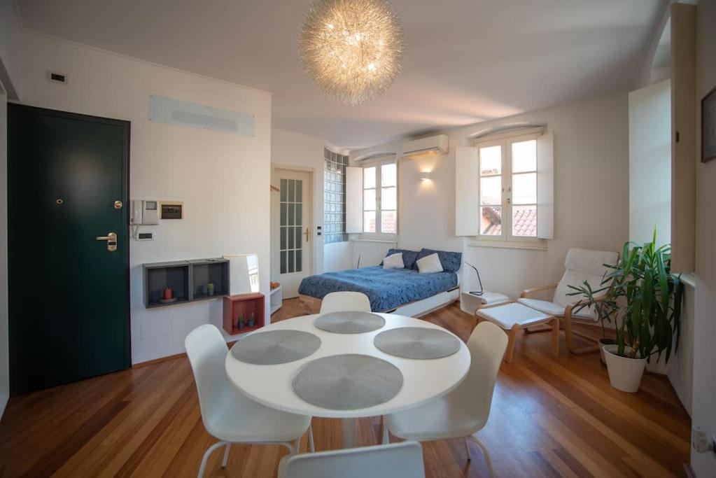 Torretta10 - Studio Apartment Triest Exterior foto