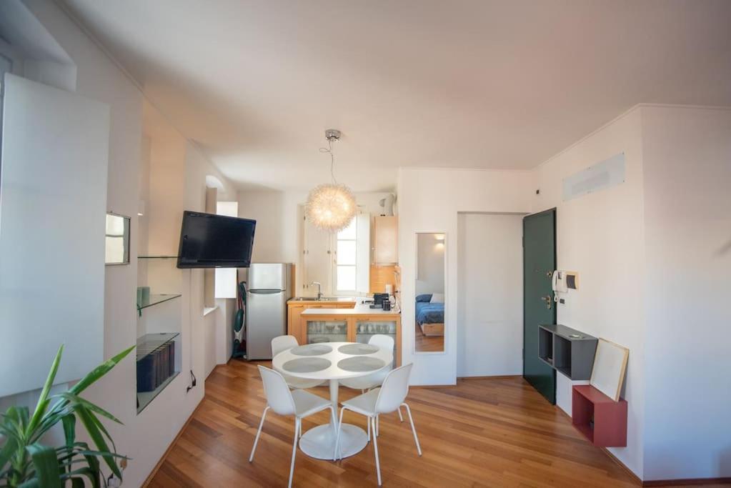 Torretta10 - Studio Apartment Triest Exterior foto